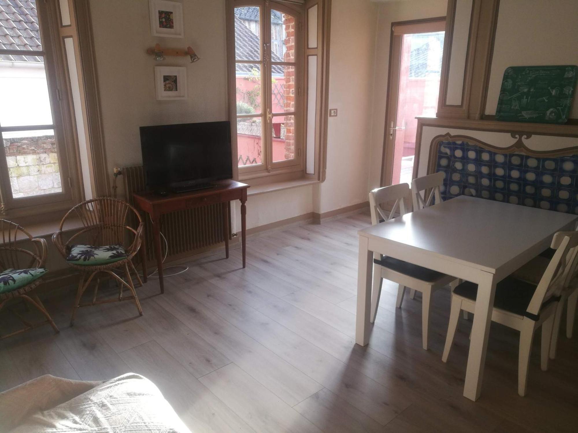 Le Renard D'Or Lejlighed Montreuil  Eksteriør billede